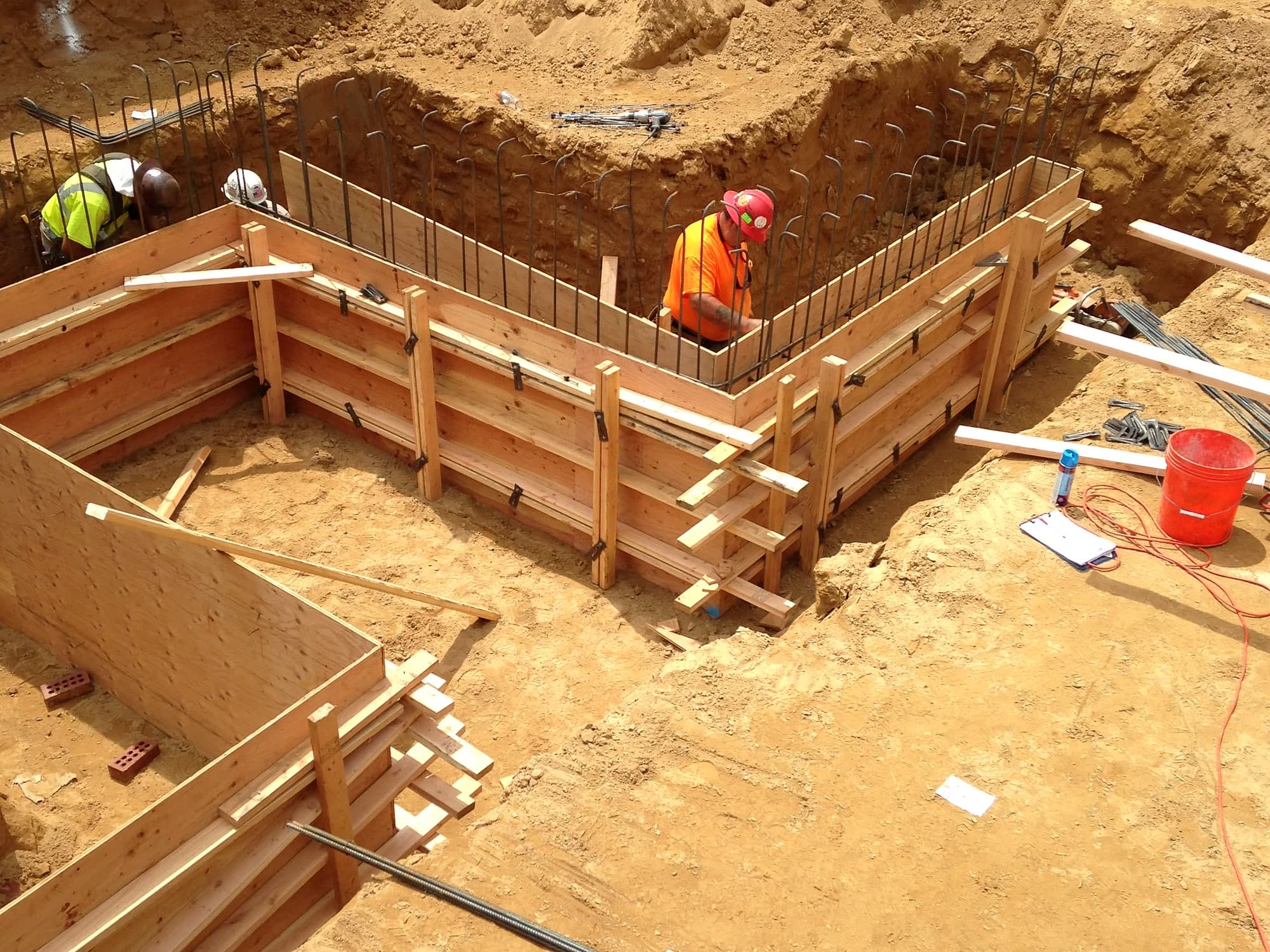 Crew setting foundation formwork and rebar on a BayfordBridge parcel